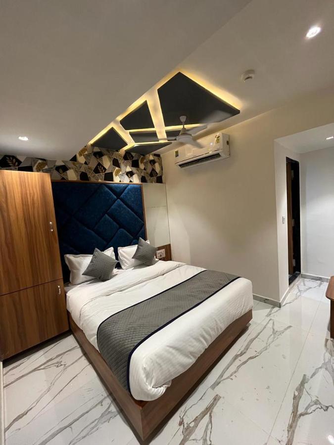 Hotel Paramount Villa Gandhinagar Exterior photo